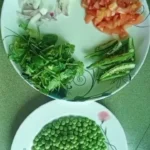 How to Cook Green Beans with Tomatoes and Fish